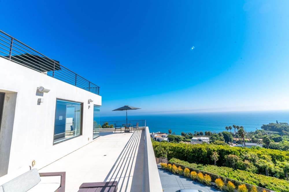 Rise in Malibu Gallery 3